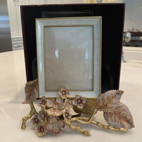 JAY STRONGWATER COLBIE HYDRANGEA 3x4" FRAME- BOUDOIR #SPF5828-281 BRAND NIB F/SH - Picture 4 of 8